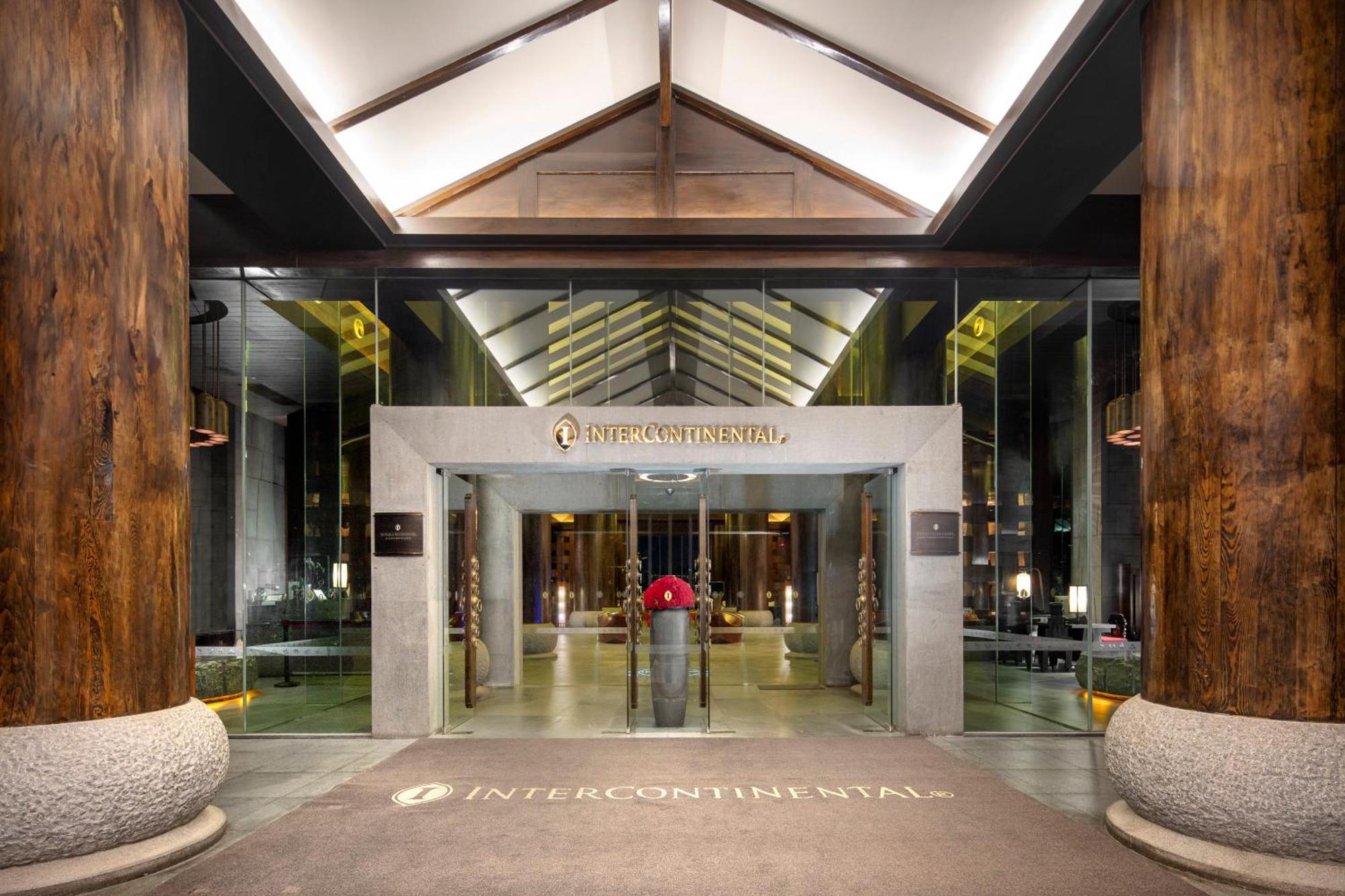 Intercontinental Lijiang Ancient Town Resort By Ihg ภายนอก รูปภาพ