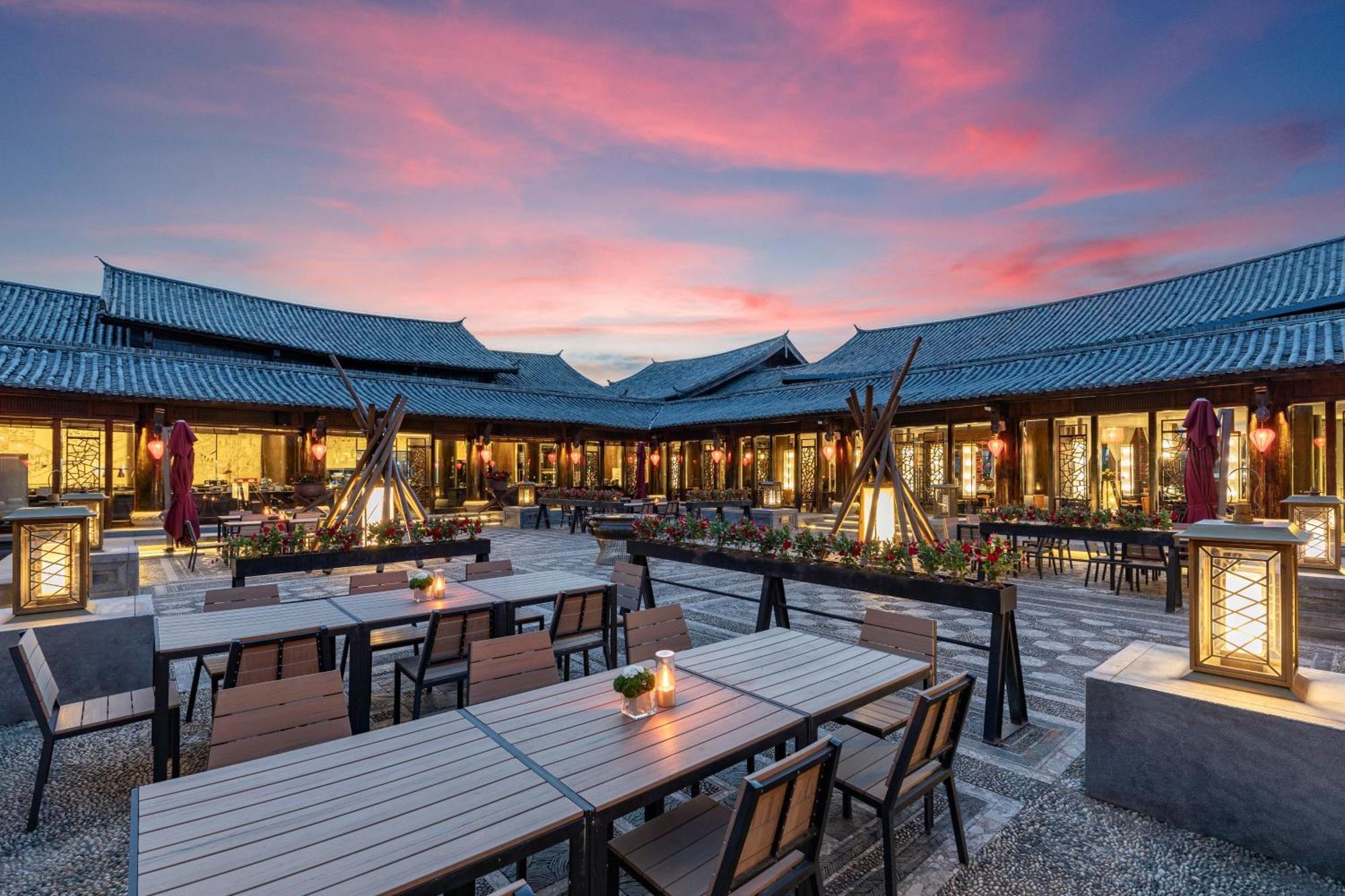 Intercontinental Lijiang Ancient Town Resort By Ihg ภายนอก รูปภาพ