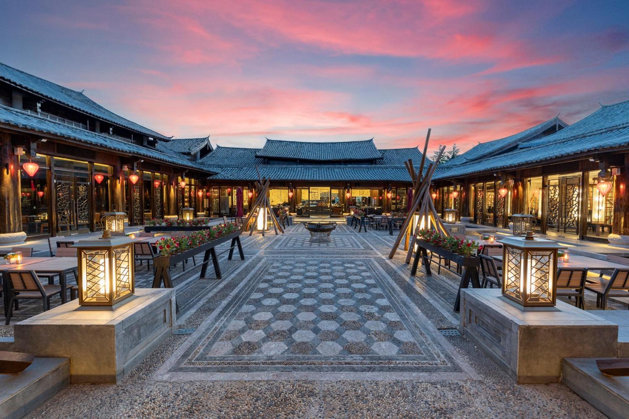 Intercontinental Lijiang Ancient Town Resort By Ihg ภายนอก รูปภาพ