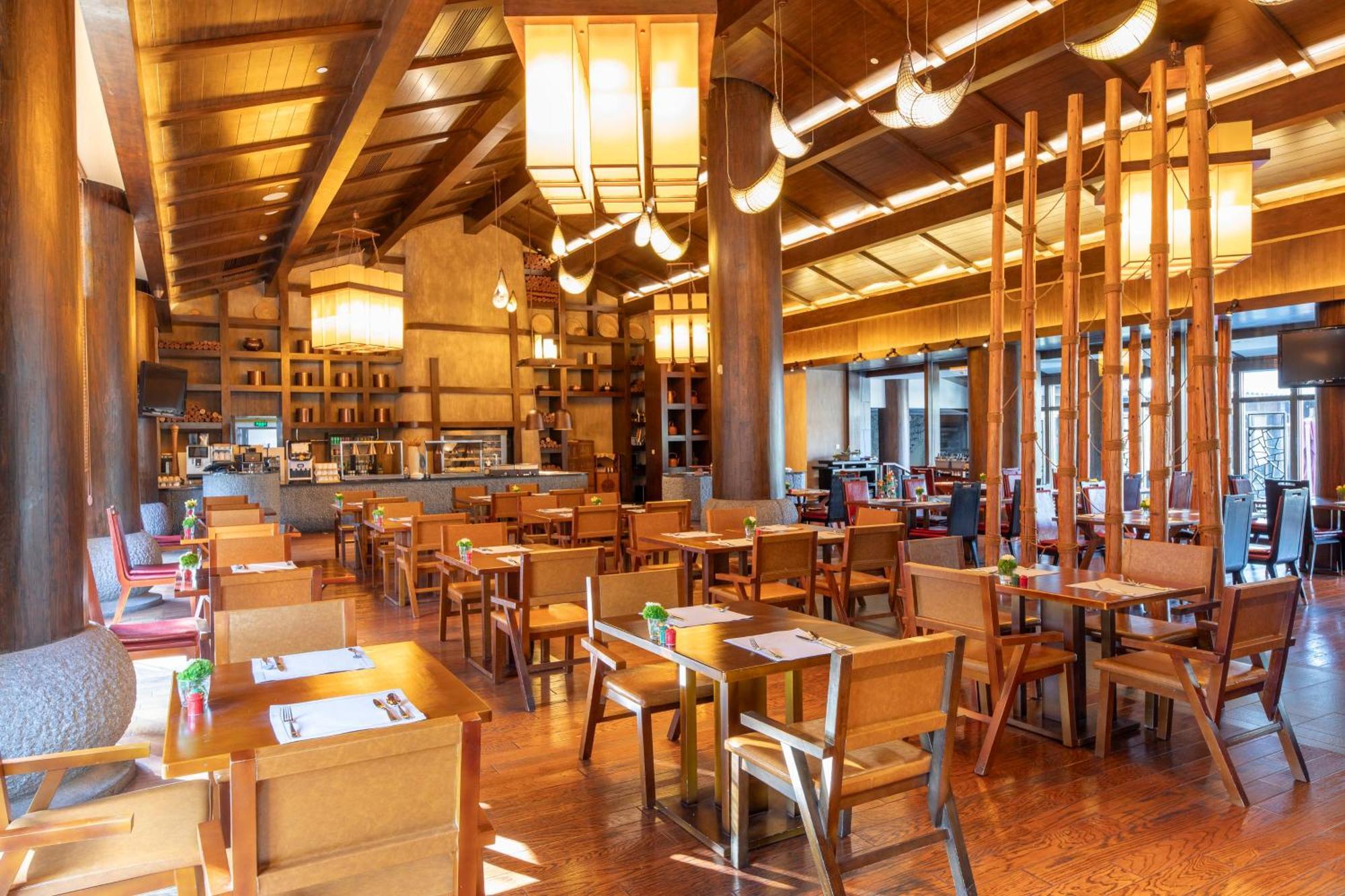 Intercontinental Lijiang Ancient Town Resort By Ihg ภายนอก รูปภาพ