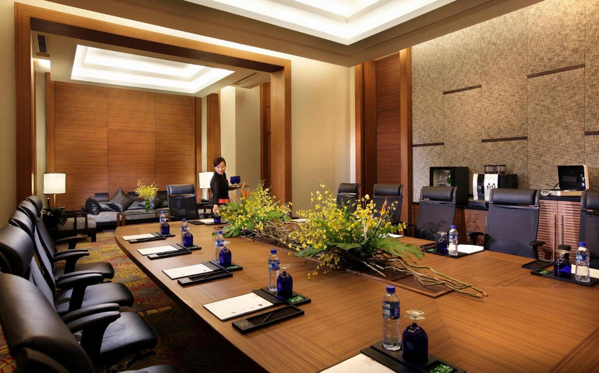 Intercontinental Lijiang Ancient Town Resort By Ihg ภายนอก รูปภาพ